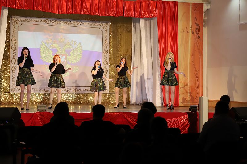 В городском Доме культуры прошло тематическое мероприятие "Юность в сапогах"