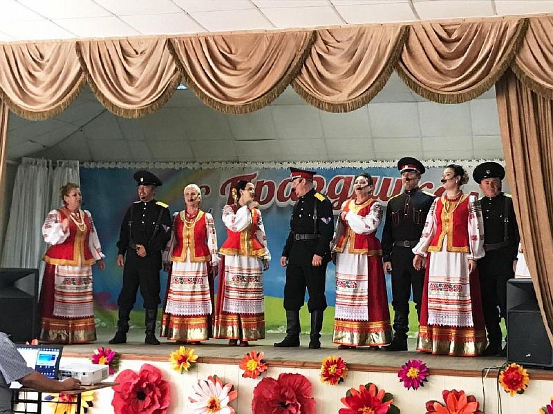 «Хмель» выступил на престольном празднике