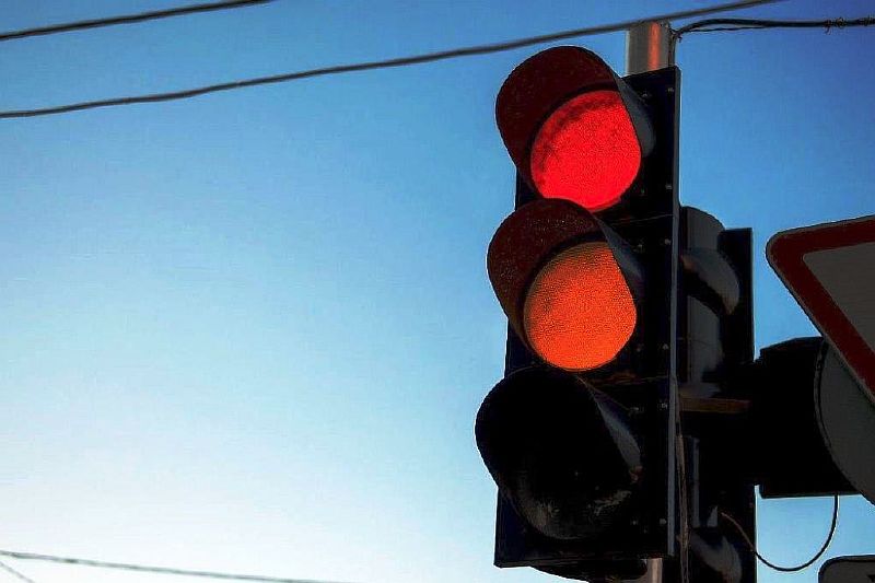 Светофор на Вольной-Пионерской вновь работает