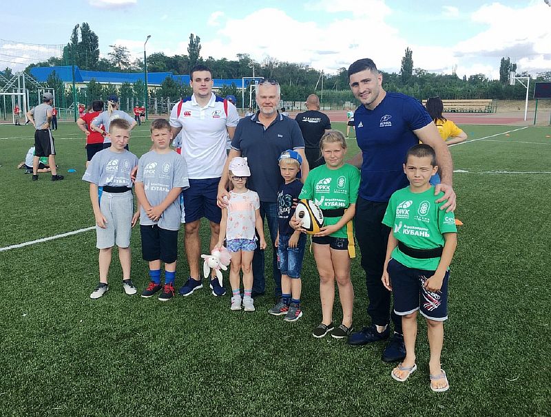 Игроки сборной России по регби стали гостями финала детских  краевых соревнований