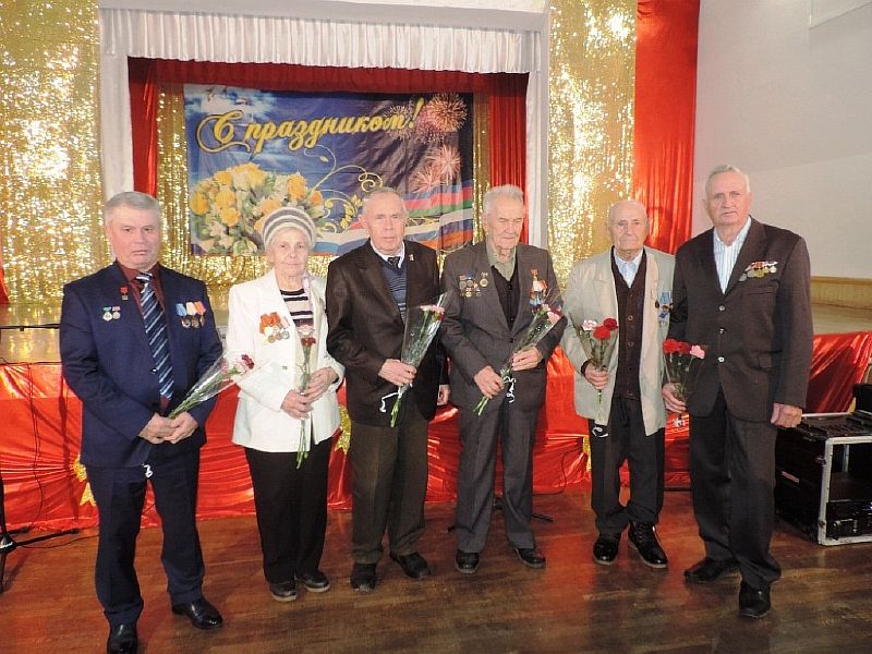 Усть-лабинцы отметили памятную дату России