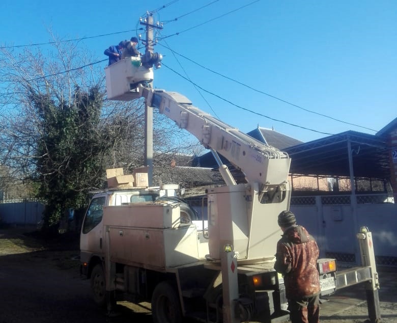 На улицах Усть-Лабинска стало светлее