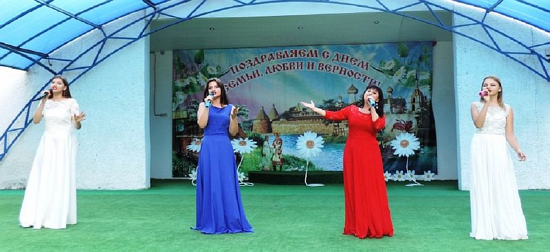 Тематическая программа «Радуга семейного счастья»