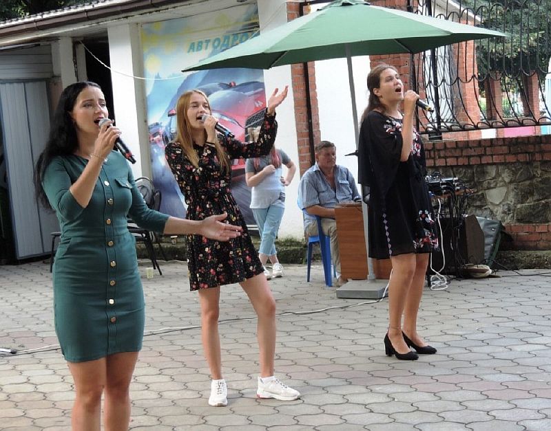 «Доброе лето» от артистов ГДК и посёлка Южного