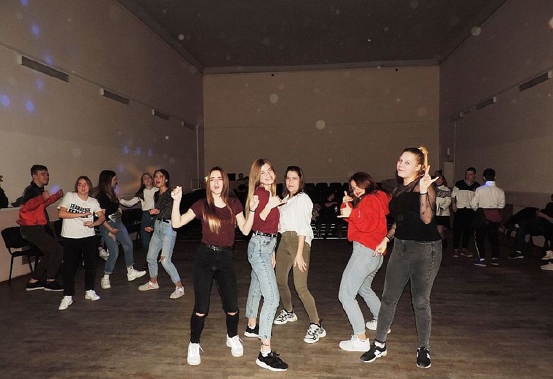 Диско-программа для молодёжи