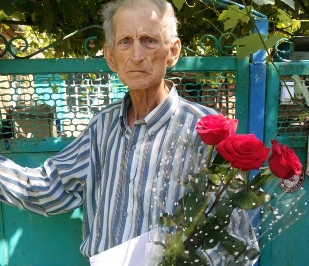 Ветеран Усть-Лабинска получил поздравление с юбилеем из Кремля