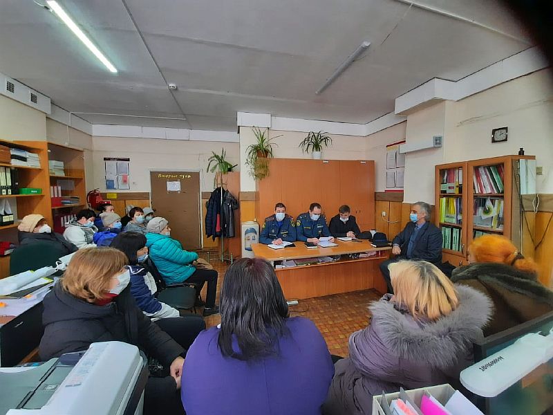 В рамках комплекса профилактических мероприятий прошла беседа по противопожарной безопасности