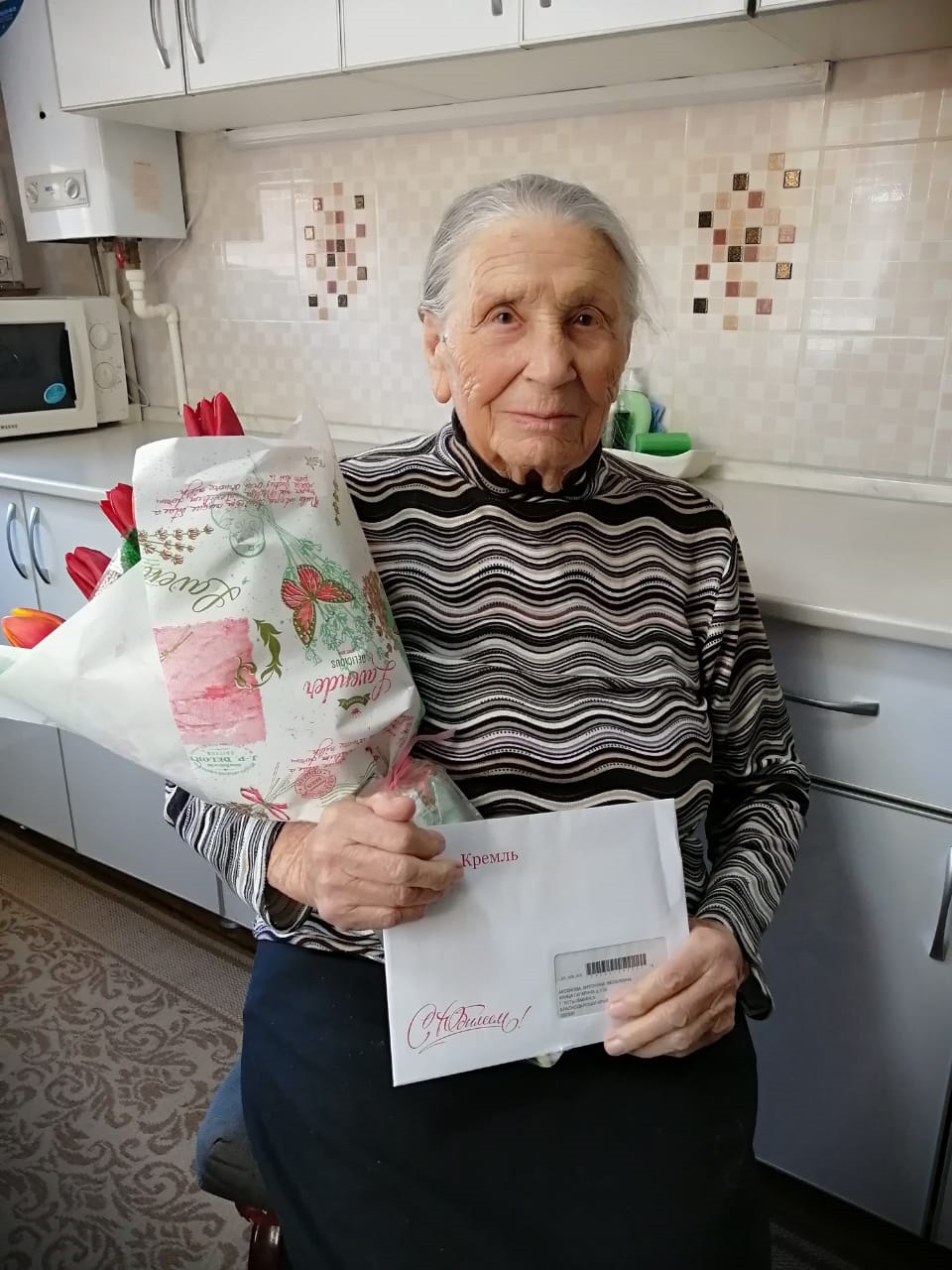 Ветеран ВОВ и труженник тыла - Антонина Яковлевна Аксенова отпраздновала юбилей