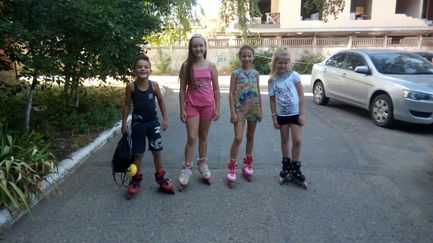 Детские дворовые площадки продолжают свою работу