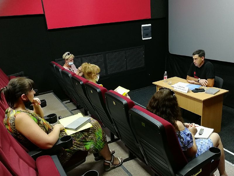 Станислав Гайнюченко провёл пресс-конференцию, посвящённую 100 дням на посту главы Усть-Лабинска