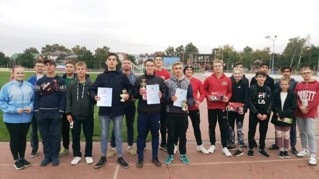 На стадионе «Кубань» соревновались «витязи»