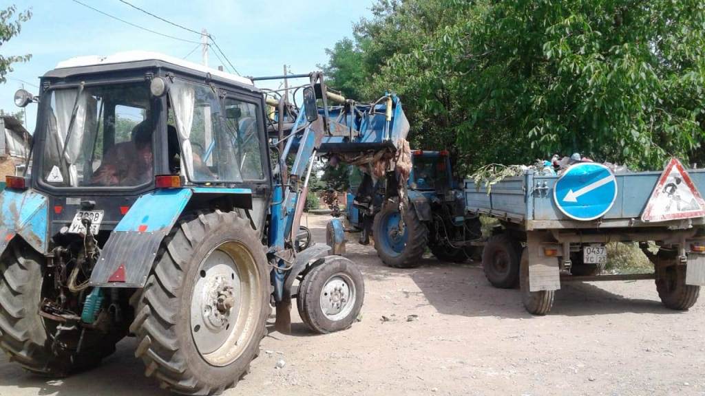 Наводим порядок на кладбищах