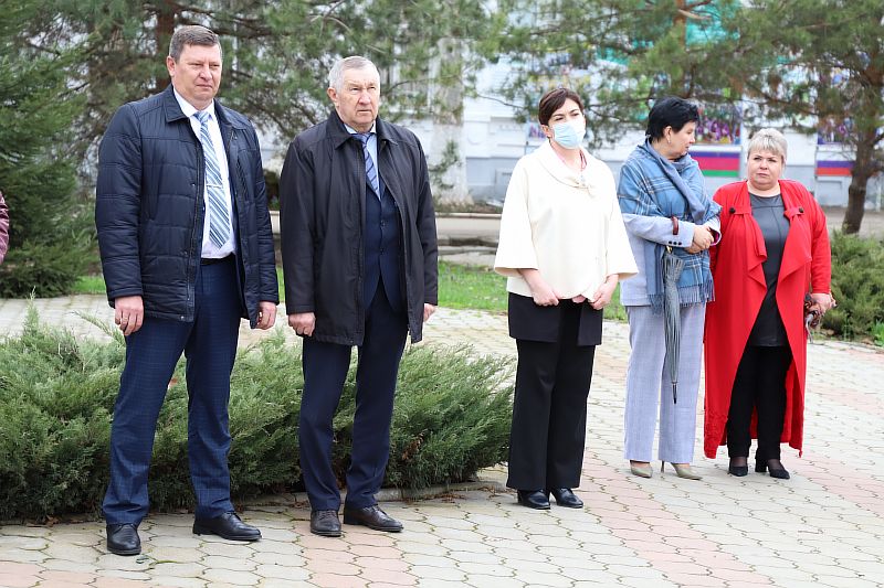 12 апреля  - Всемирный день авиации и космонавтики