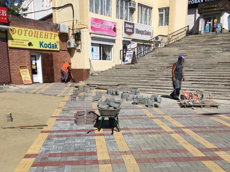 Работы на ул. Ленина продолжаются