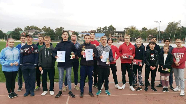 На стадионе «Кубань» соревновались «витязи»