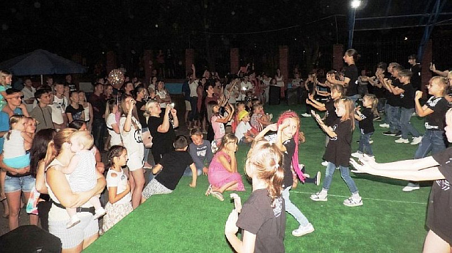 Молодёжный концерт в честь Флага России