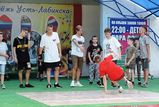 Тематическая программа «Хочешь жить, живи!»