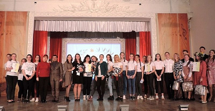 В Усть-Лабинске прошёл конкурс «А ну-ка, девушки-2019!»