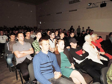 Провожали в армию земляков