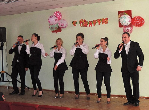 Поздравления женщинам от работников культуры