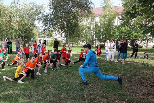 Ученики школ приобщаются к комплексу ГТО.