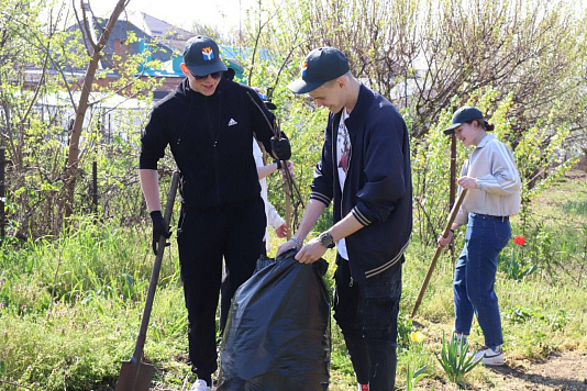 Совет молодежи при главе Усть-Лабинского городского поселения помог семье участника специальной военной операции.