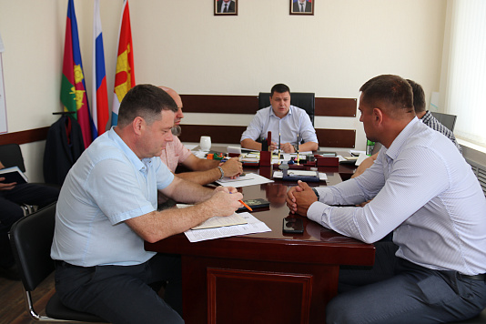 В связи с жаркими погодными условиями потребление и электроэнергии,