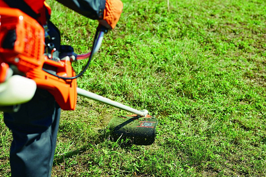 Напоминаем о необходимости осуществлять покос растительности возле домовладения