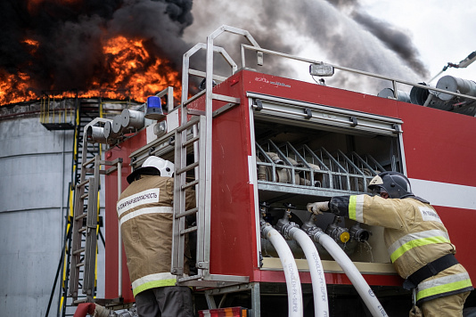 Тренировка с полным развертыванием средств пожаротушения