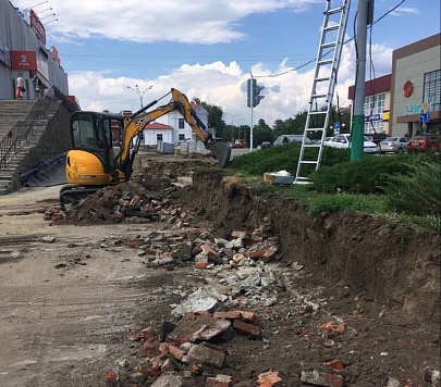 Работы по благоустройству ул. Ленина продолжаются